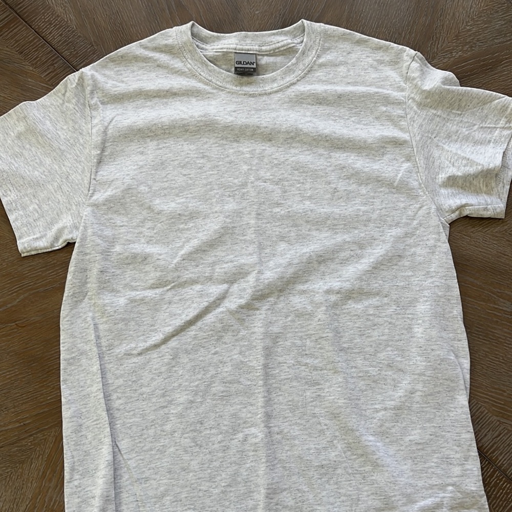 Gildan 100% heavy cotton t-shirts